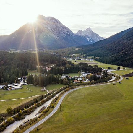 Haus Sabine Lägenhet Leutasch Exteriör bild