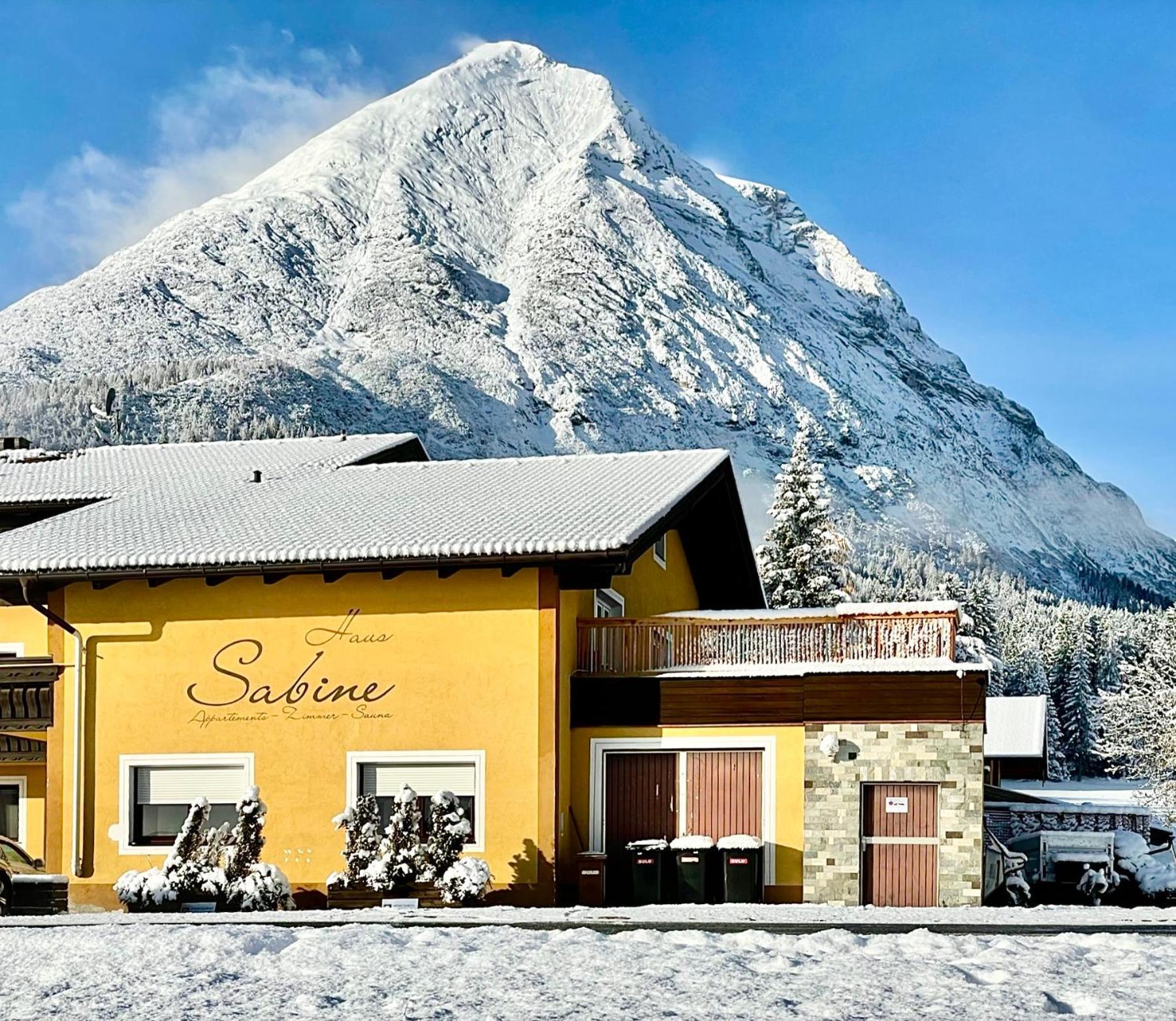 Haus Sabine Lägenhet Leutasch Exteriör bild